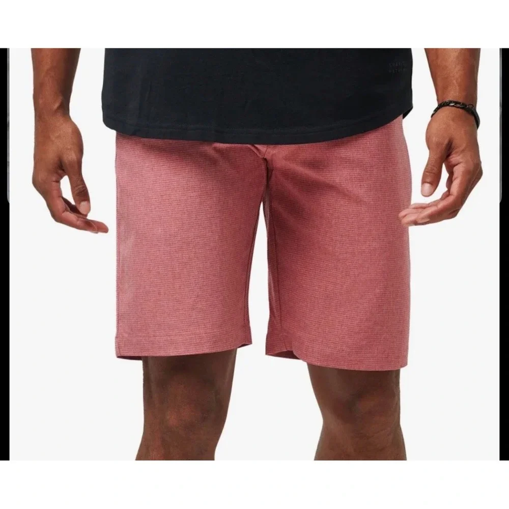 TravisMathew Mens Wanderlust Golf Shorts Heathered Red Stretch Size 30